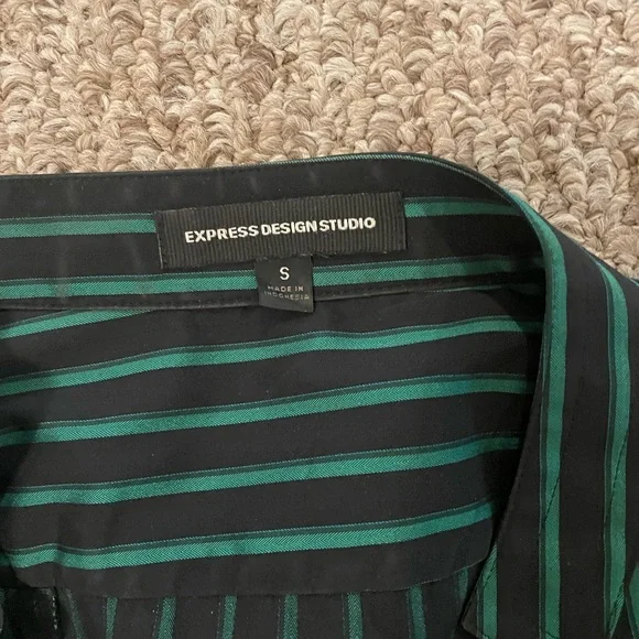 Express Cap Sleeve Blouse Size Small - Picture 3 of 3